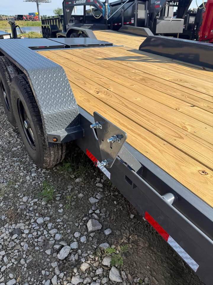 Lamar 83 x 22 Fender Equipment Trailer - SKU 155822 - Image 9