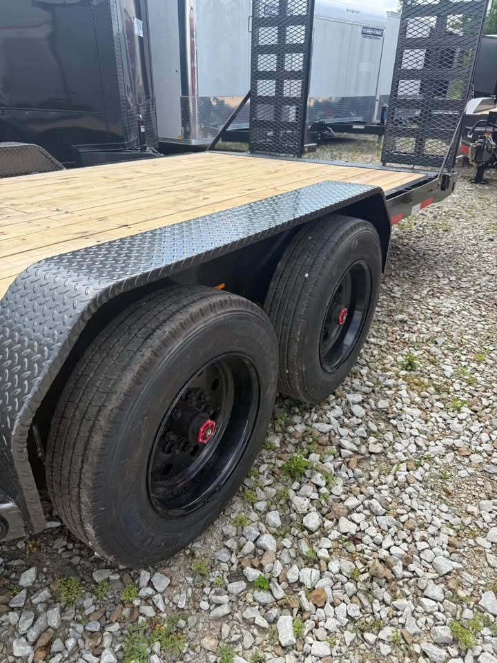 MAXX-D 83 x 24 Car Trailer - SKU 145328 - Image 9