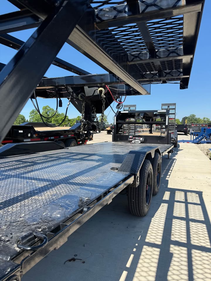 MAXX-D 102 x 24 Full Fender Tilt Trailer - SKU 144274 - Image 4