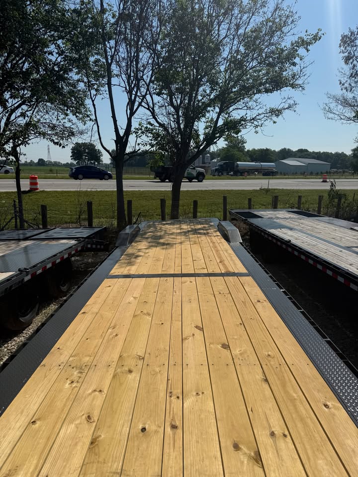 Lamar 102 x 40 Fender Equipment Trailer - SKU 156649 - Image 6