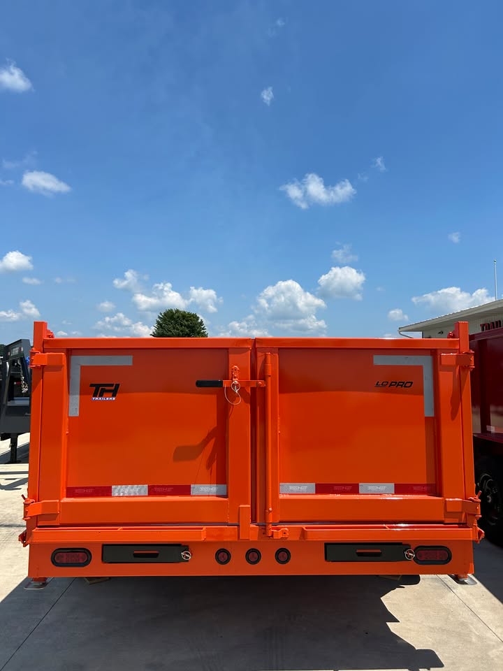 Top Hat 83 in x 16 ft Dump Trailer - SKU 264146 - Image 4