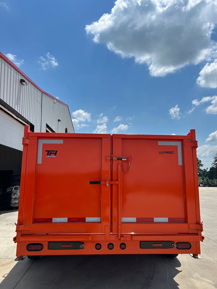 Top Hat 83 in x 16 ft Dump Trailer - SKU 264144 - Image 4