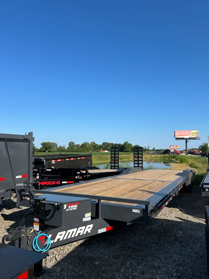 Lamar 102 in x 36 ft Fender Equipment Trailer - SKU 157196 - Image 2