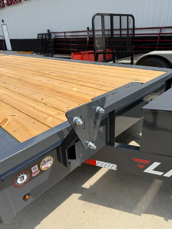 Lamar 102 in x 40 ft Fender Equipment Trailer - SKU 157197 - Image 8