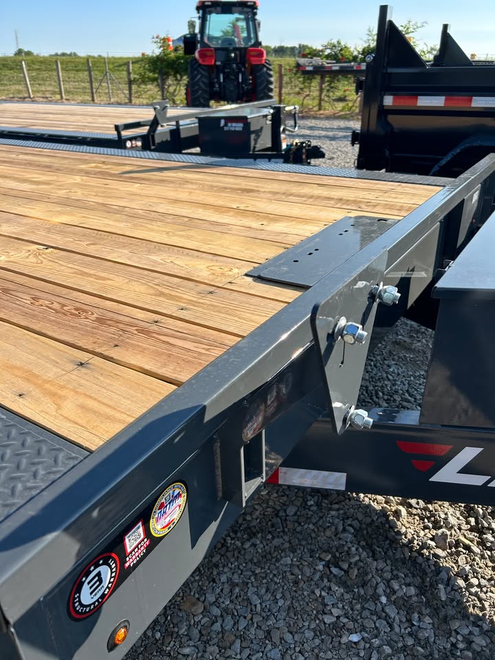 Lamar 102 in x 36 ft Fender Equipment Trailer - SKU 157196 - Image 7