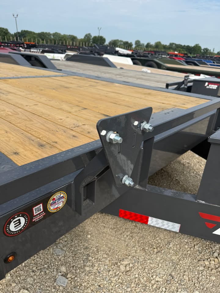 Lamar 102 in x 28 ft Fender Equipment Trailer - SKU 157434 - Image 7