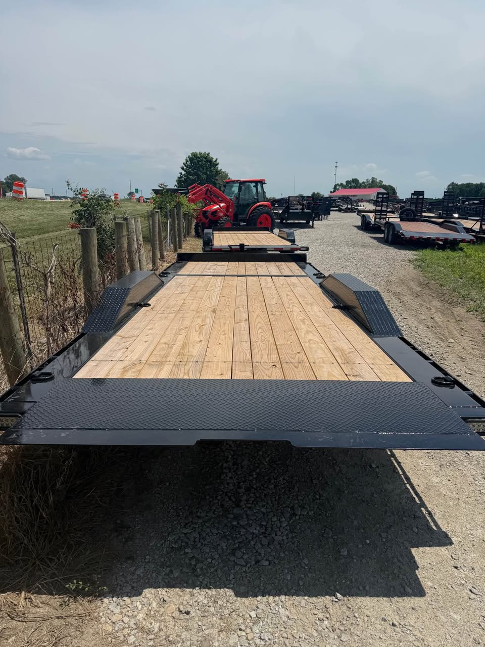 MAXX-D 102 x 22 Split Tilt Equipment Trailer - SKU 144850 - Image 2