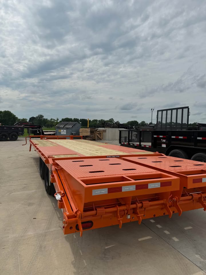 Sure Trac 102 x 25 Bumper Pull Flatbed Trailer - SKU 493249 - Image 3