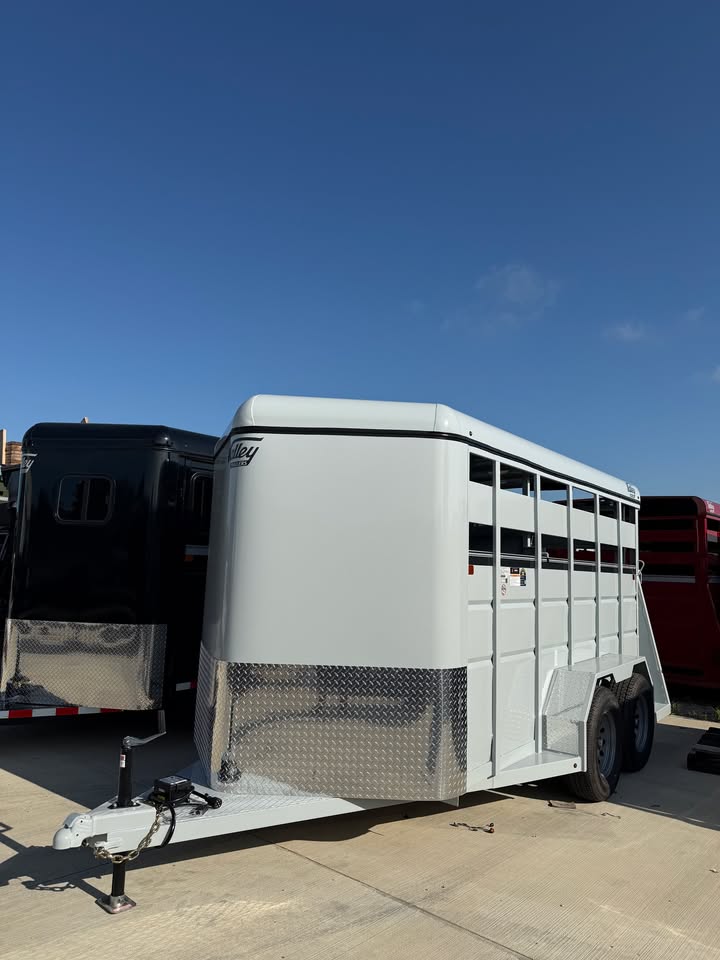 Valley Trailers 72 x 14 Stock Trailer - SKU 000506