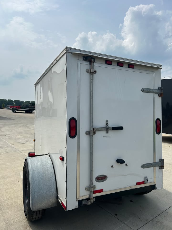 Pre-Owned Wells Cargo 48" x 7' Enclosed Cargo Trailer - SKU 012050 - Image 3