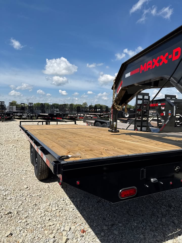 Sure-Trac 102 x 22 Bumper Pull Flatbed Trailer - SKU 498118 - Image 3