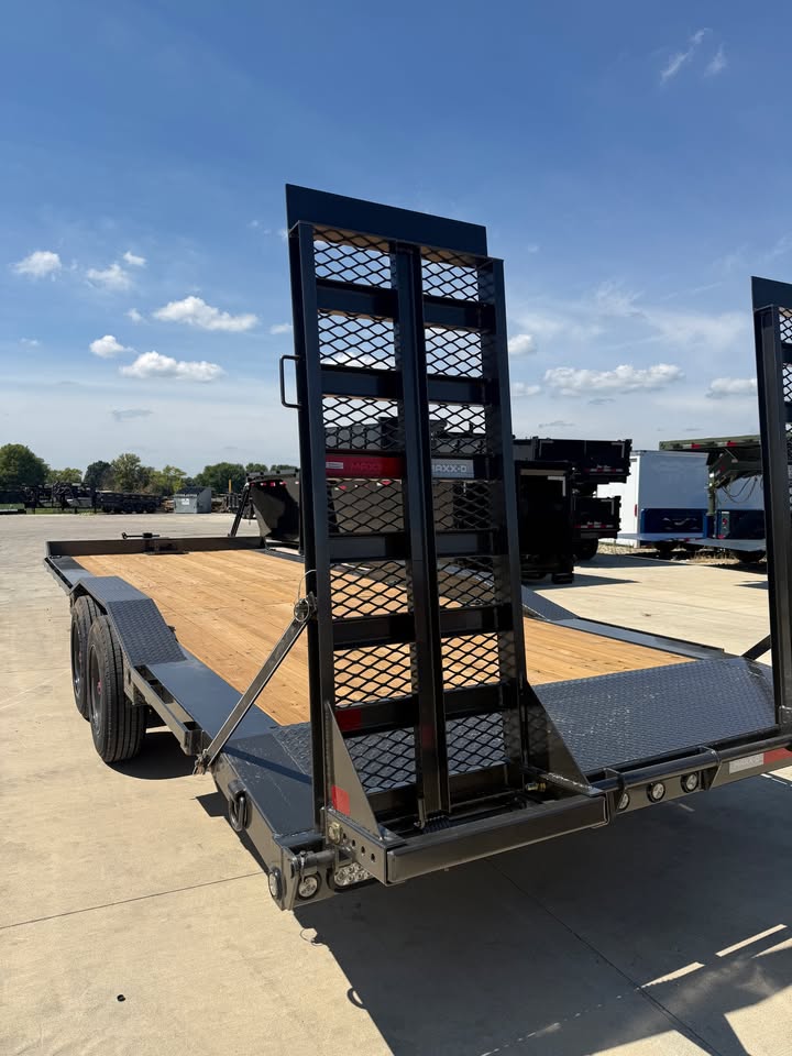 MAXX-D 102 x 24 Car Trailer - SKU 147739 - Image 3