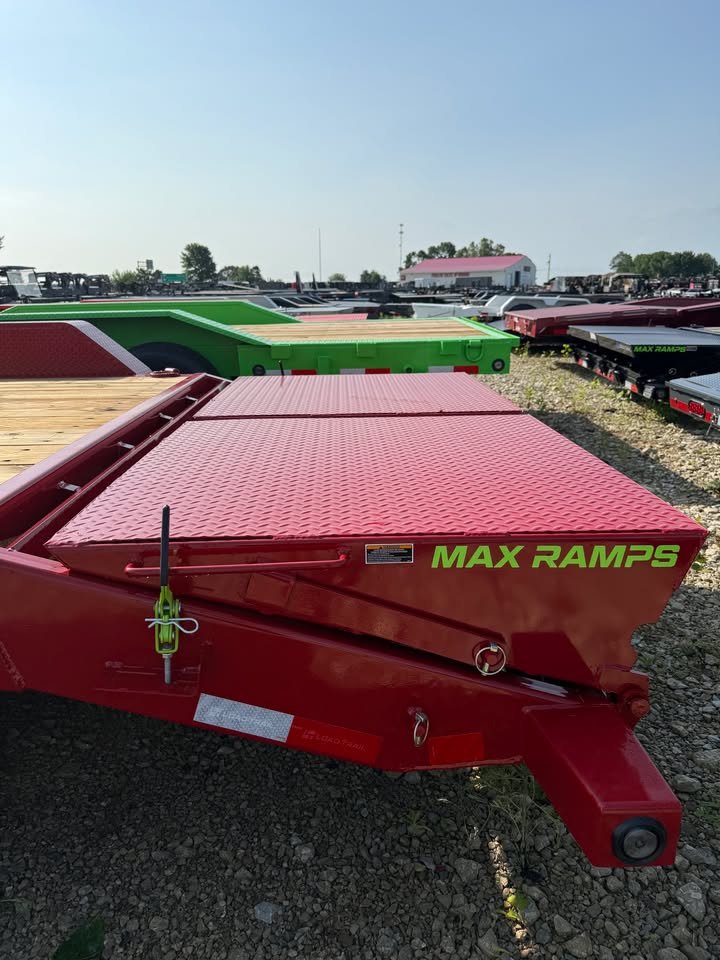 Load Trail 83 in x 24 ft Car Trailer - SKU 391198 - Image 6