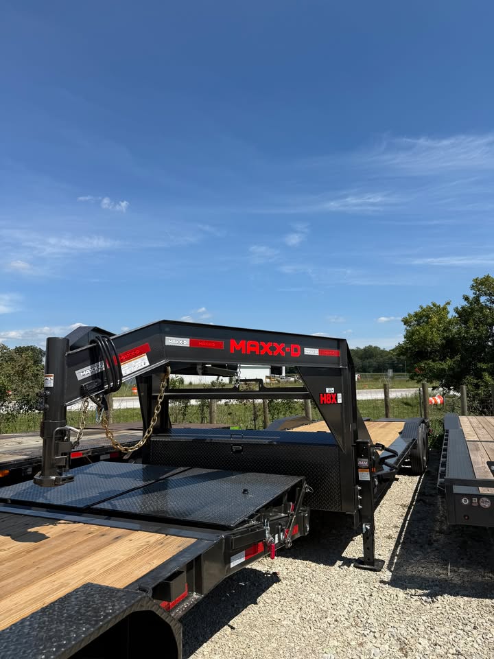 MAXX-D 102 x 26 Fender Equipment Trailer - SKU 148378 - Image 2