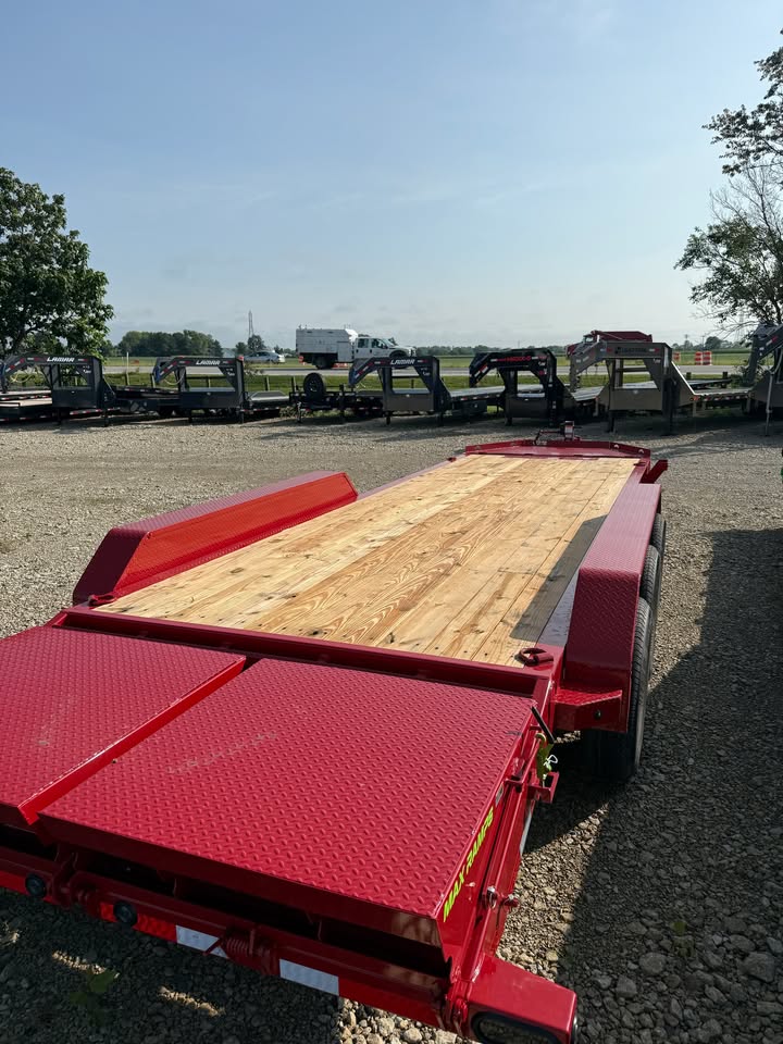 Load Trail 83 in x 24 ft Car Trailer - SKU 391198 - Image 5