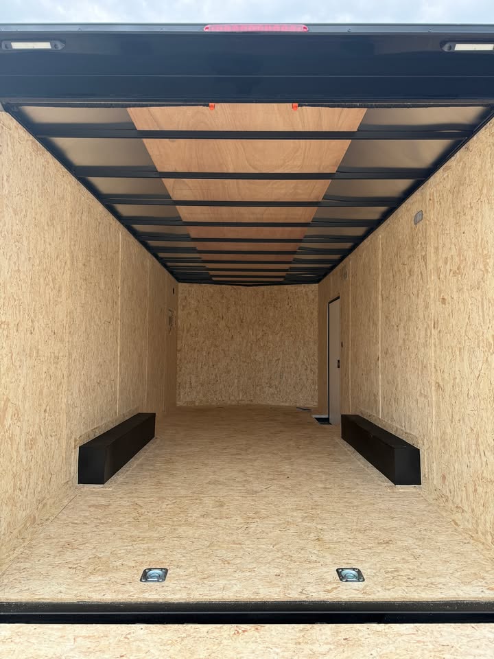 Look 102 x 20 Enclosed Cargo Trailer - SKU 157036 - Image 7