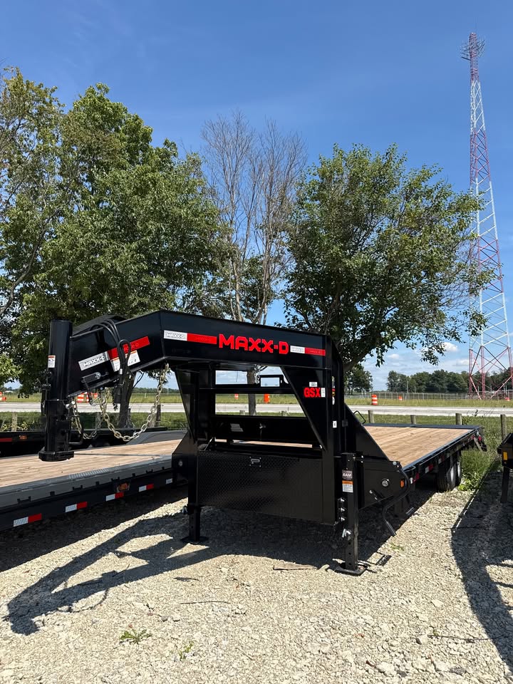 MAXX-D 102 x 25 Gooseneck Flatbed Trailer - SKU 146816 - Image 2