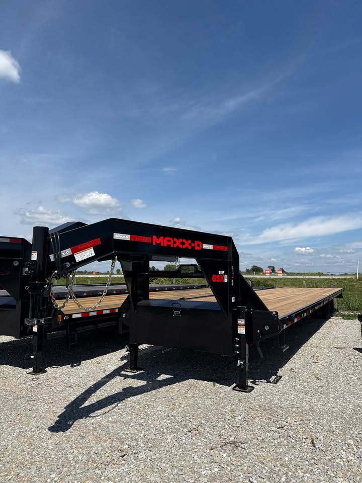 MAXX-D 102 x 40 Gooseneck Flatbed Trailer - SKU 147401 - Image 2