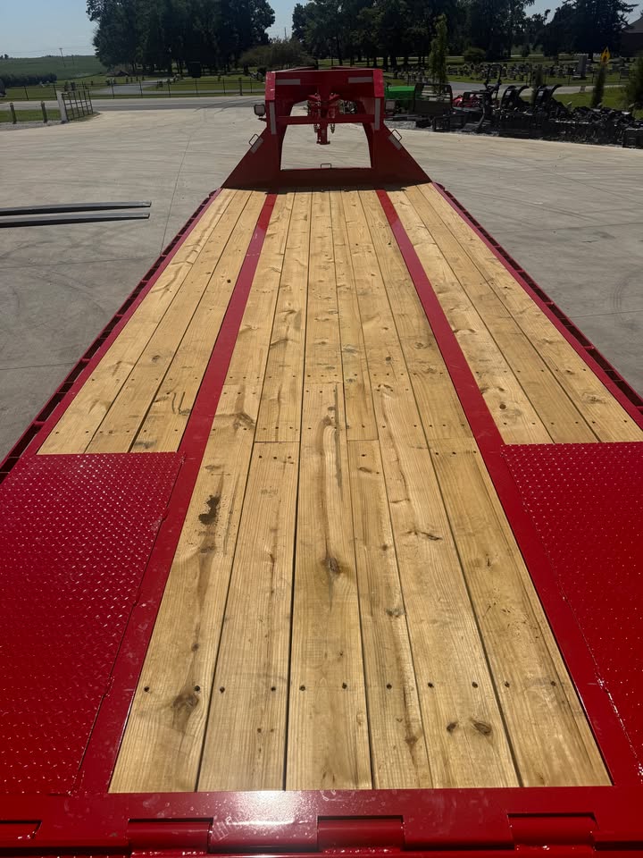 MAXX-D 102 x 34 Gooseneck Flatbed Trailer - SKU 148340 - Image 5