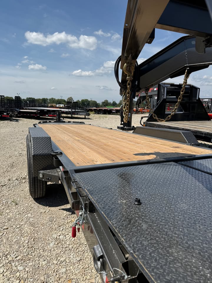 MAXX-D 83 x 24 Car Trailer - SKU 147037 - Image 3