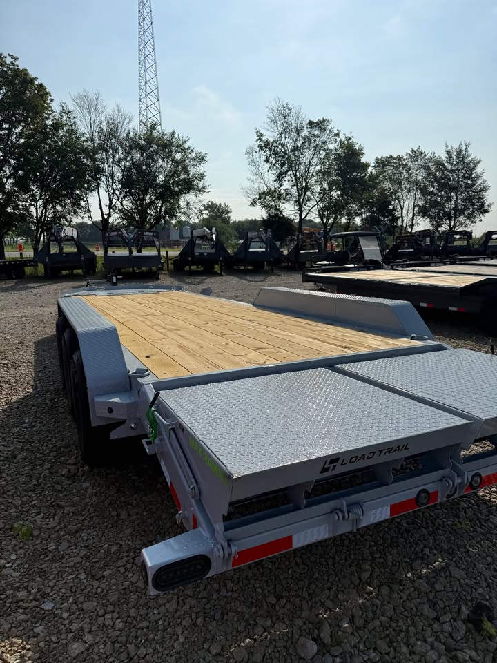 Load Trail 83 in x 24 ft Car Trailer - SKU 391613 - Image 3