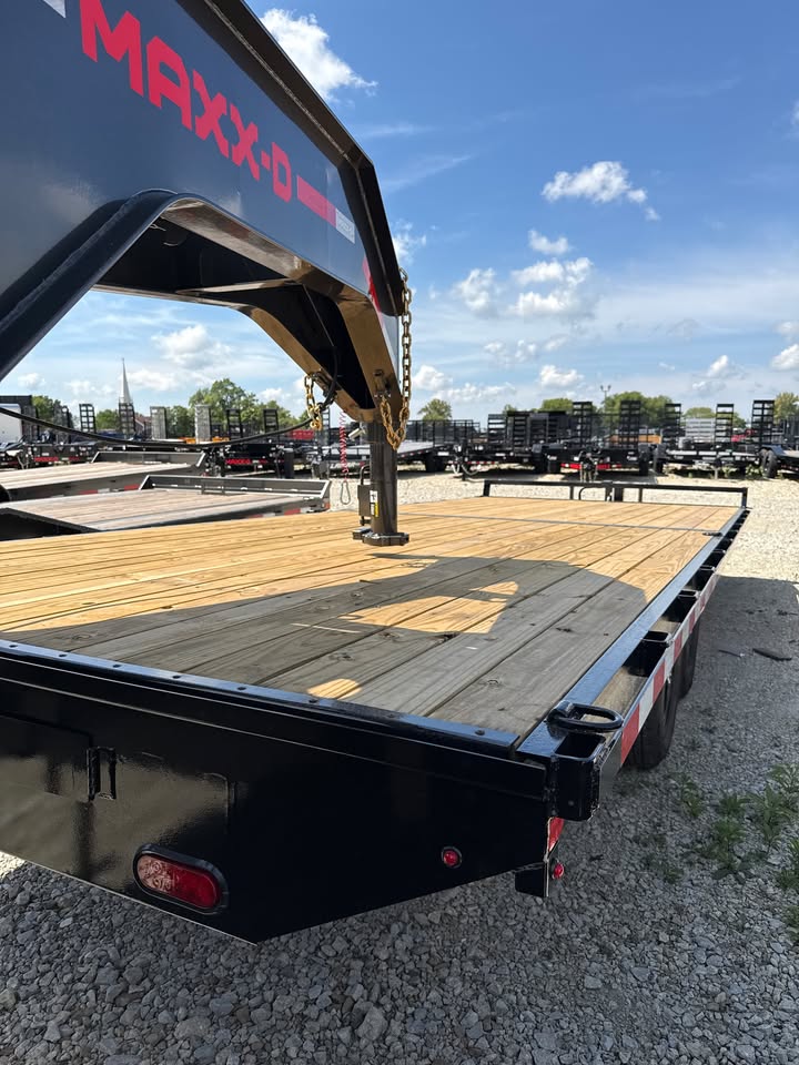 Sure-Trac 102 x 22 Bumper Pull Flatbed Trailer - SKU 498118 - Image 4