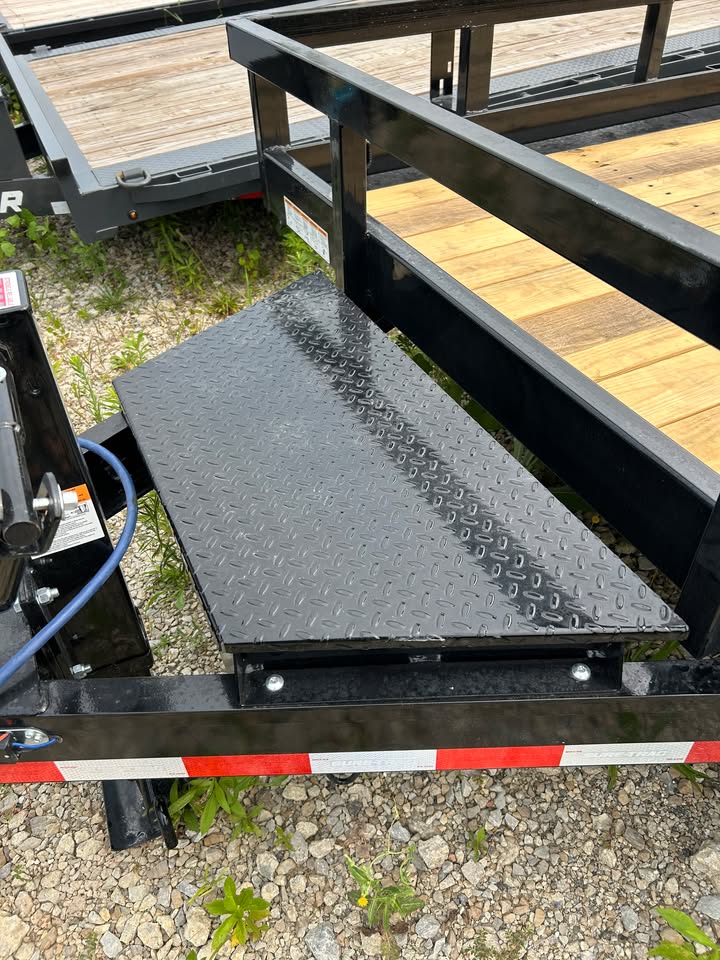 Sure Trac 82 x 26 Utility Trailer - SKU 496304 - Image 5