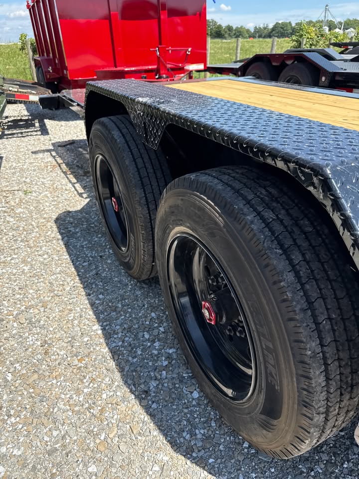 MAXX-D 83 x 24 Split Tilt Equipment Trailer - SKU 148641 - Image 9