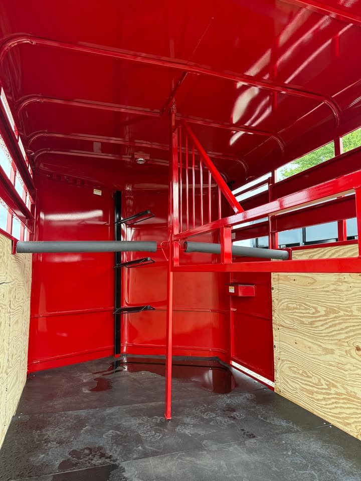 Valley Trailers 80 x 14 Horse Trailer - SKU 000544 - Image 9