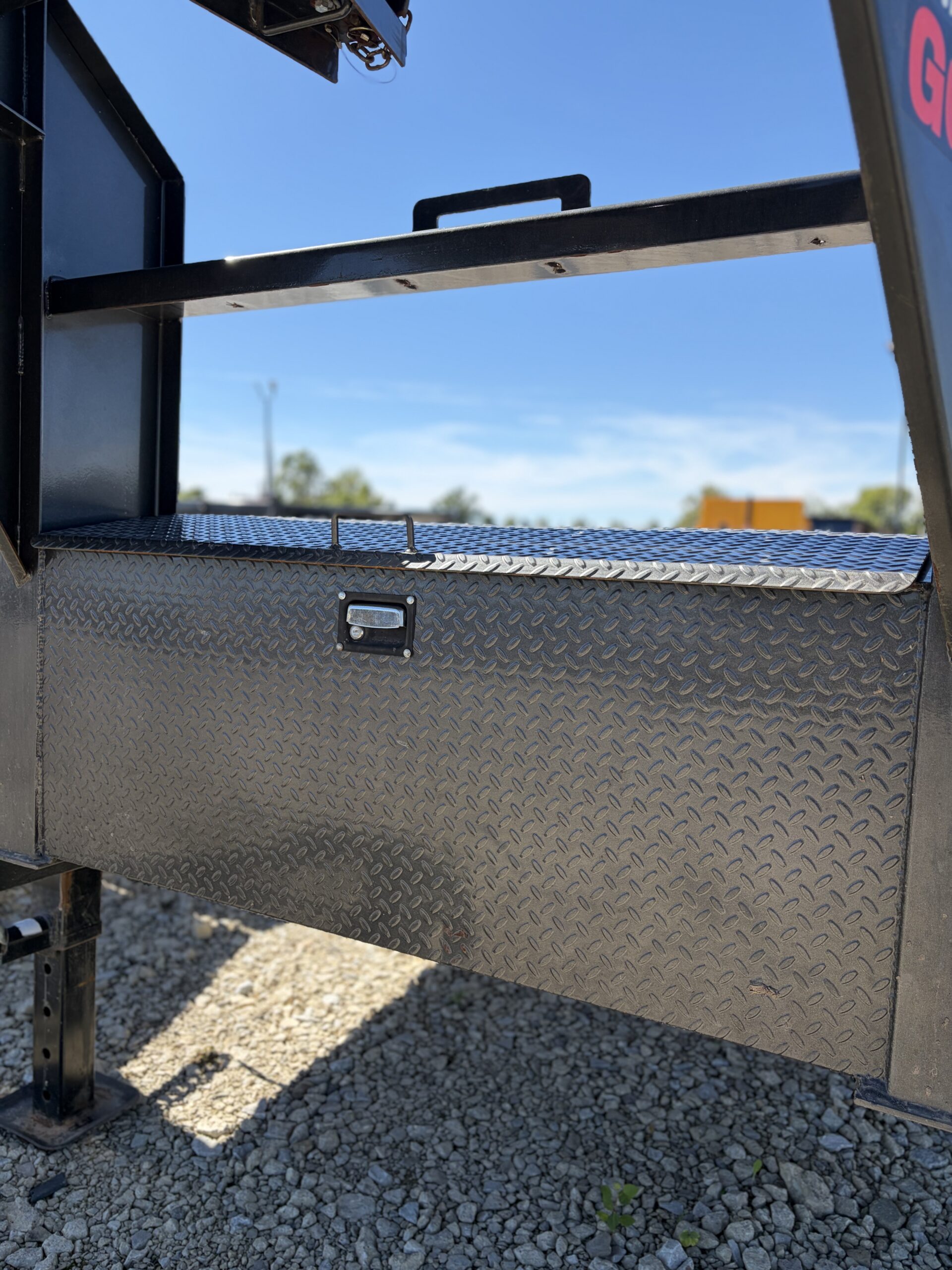 Pre-Owned Maxx-D 102" x 24' Split Tilt Equipment Trailer - SKU 118744 - Image 9