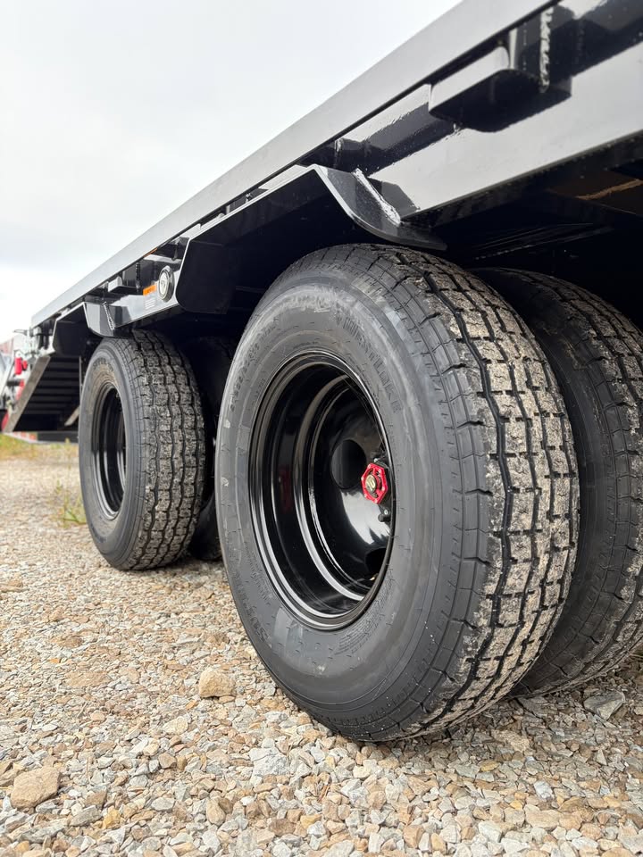 MAXX-D 102 x 25 Bumper Pull Flatbed Trailer - SKU 147410 - Image 10