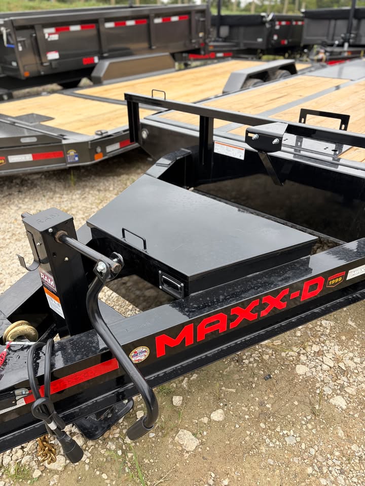 MAXX-D 102 x 22 Full Deckover Tilt Trailer - SKU 148448 - Image 3