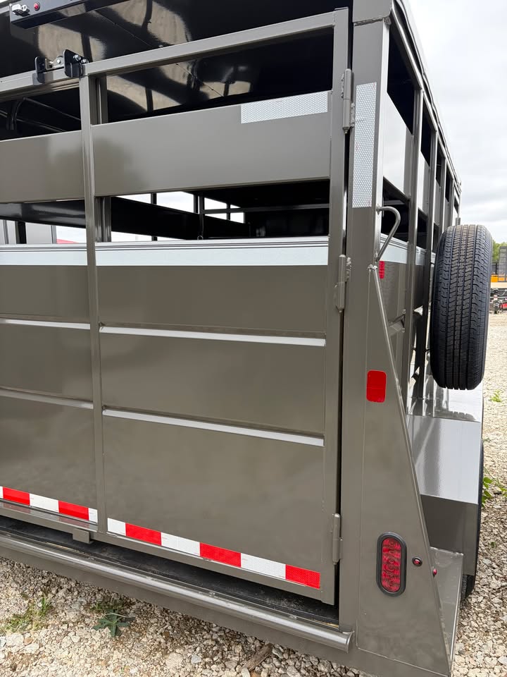 Valley Trailers 80 x 14 Stock Trailer - SKU 000717 - Image 4