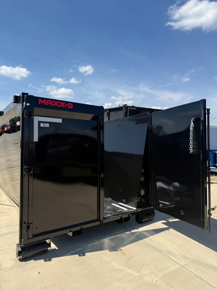 MAXX-D 83 x 14 Roll Off Dumpster - SKU 148577 - Image 3