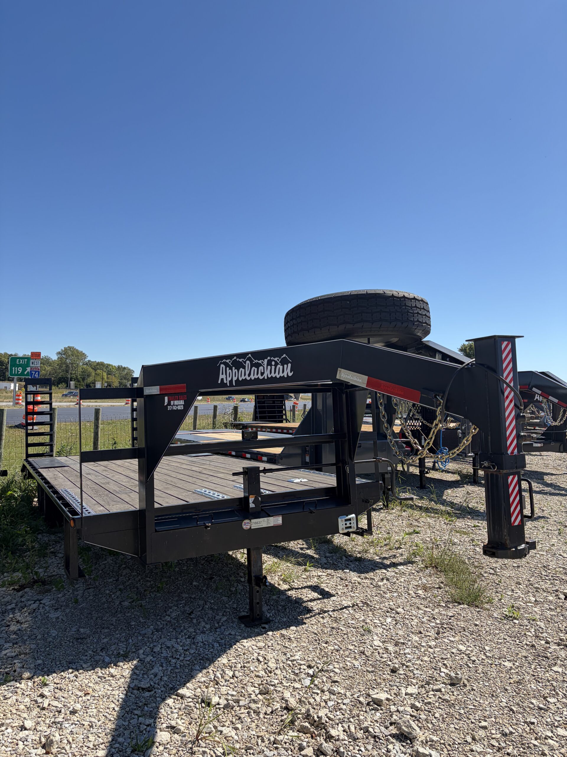 Pre-Owned Appalachian 102" x 24' Gooseneck Flatbed Trailer - SKU 001048 - Image 2