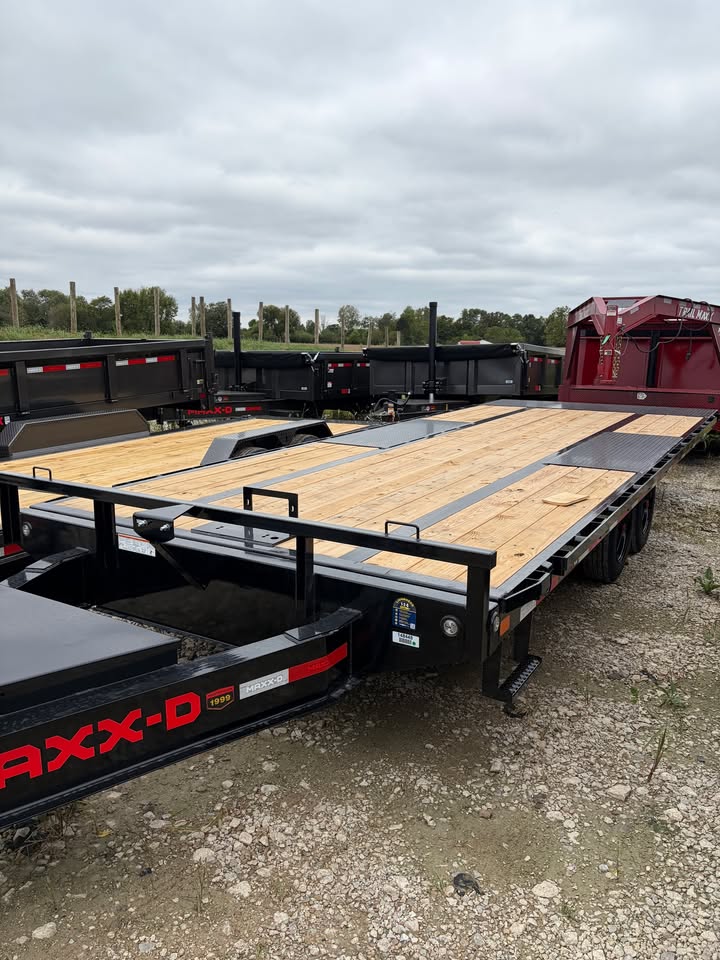MAXX-D 102 x 22 Full Deckover Tilt Trailer - SKU 148448 - Image 2
