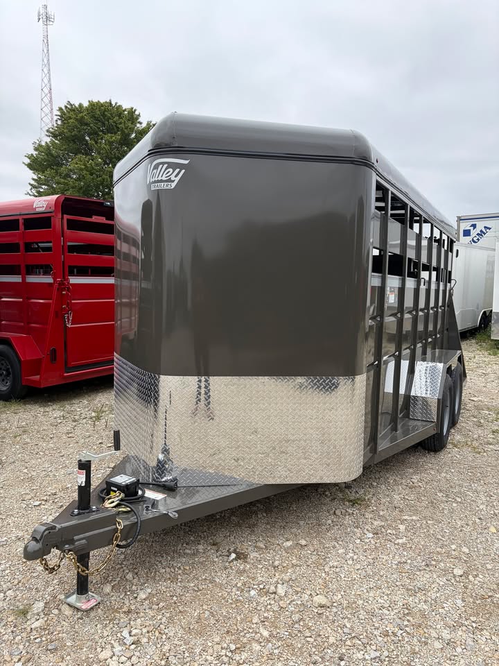 Valley Trailers 72 x 16 Stock Trailer - SKU 000718 - Image 2