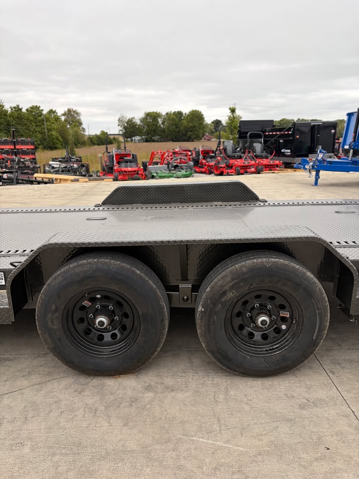 MAXX-D 83 x 24 Car Trailer - SKU 148629 - Image 12