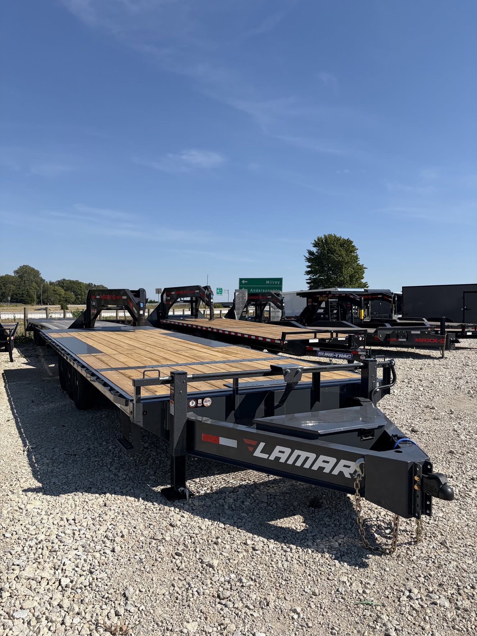 Lamar 102 in x 26 ft Full Deckover Tilt Trailer - SKU 159180