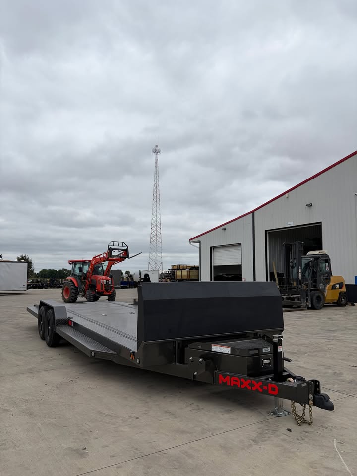 MAXX-D 83 x 24 Car Trailer - SKU 148629