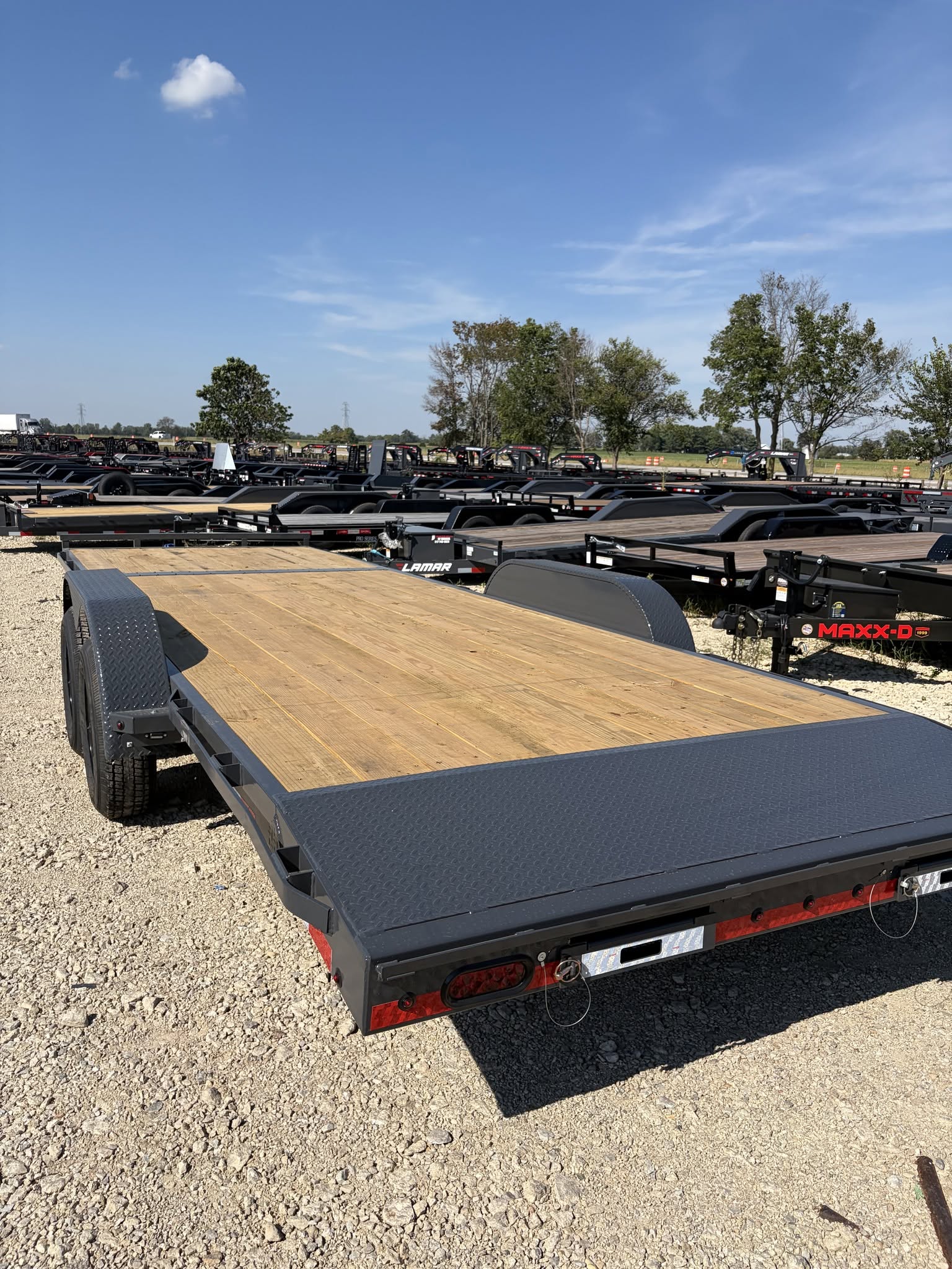 Lamar 83 in x 24 ft Car Trailer - SKU 159031 - Image 3