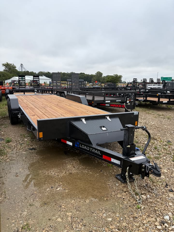 Load Trail 83 in x 22 ft Full Fender Tilt Trailer - SKU 393080