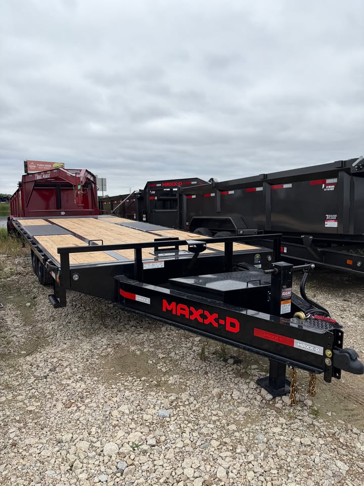 MAXX-D 102 x 22 Full Deckover Tilt Trailer - SKU 148448