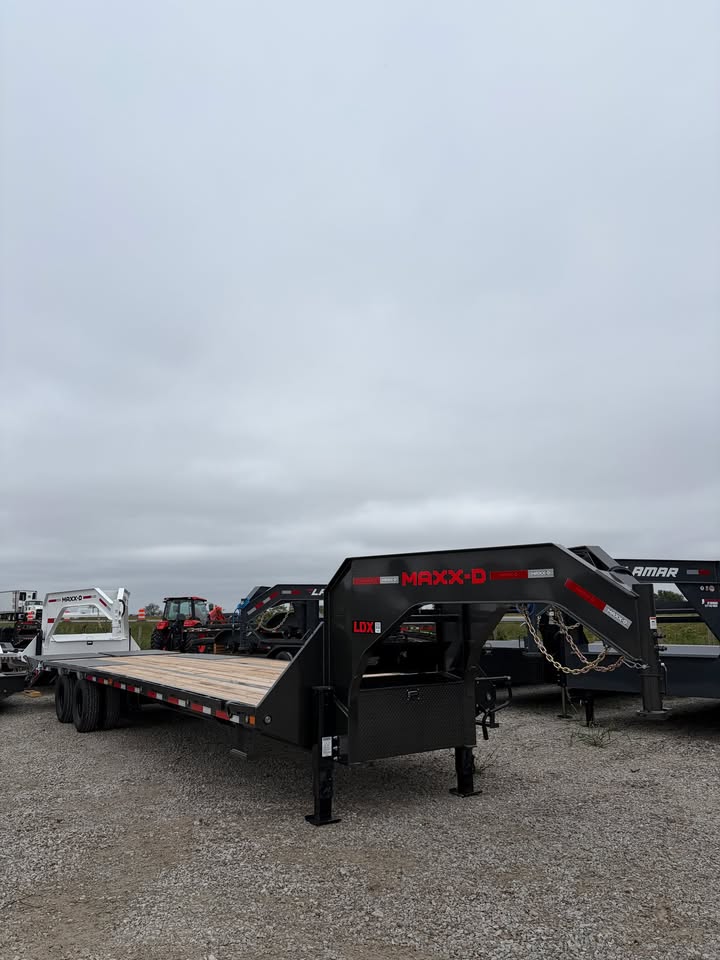 MAXX-D 102 x 32 Gooseneck Flatbed Trailer - SKU 146397