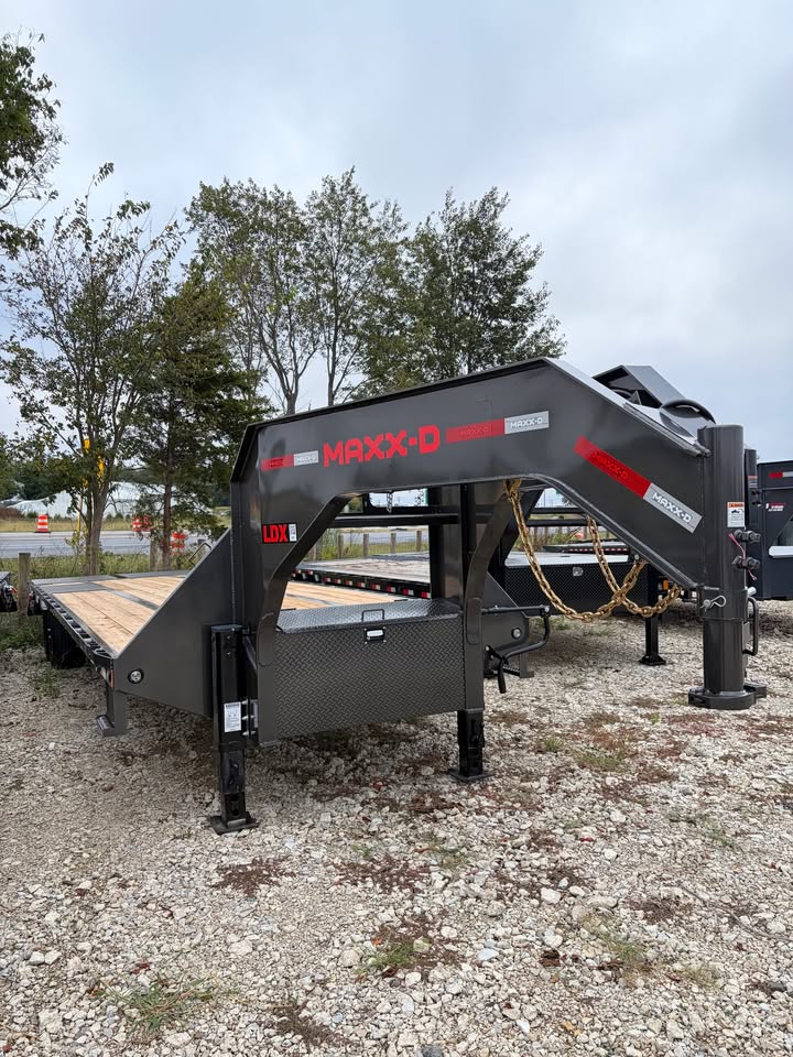 MAXX-D 102 x 32 Gooseneck Flatbed Trailer - SKU 147905