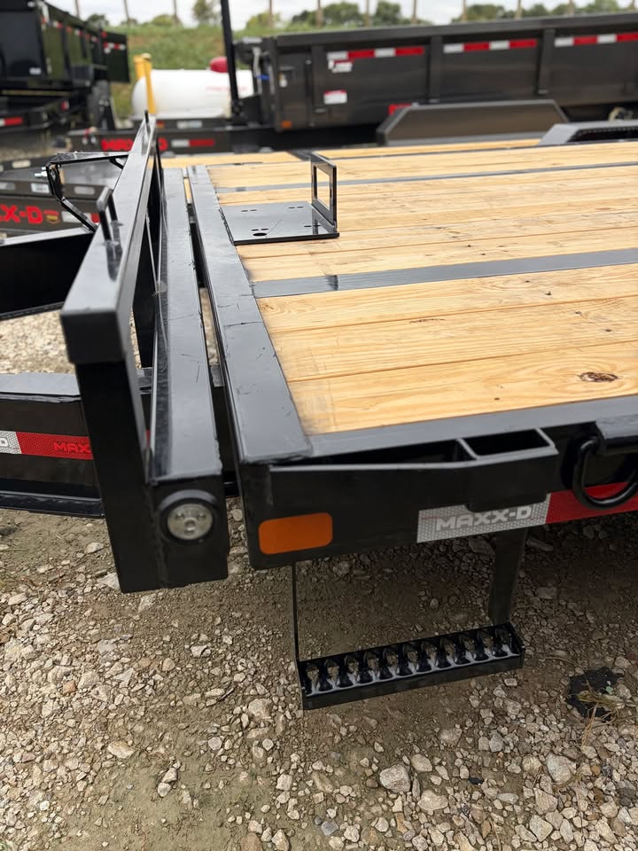 MAXX-D 102 x 22 Full Deckover Tilt Trailer - SKU 148448 - Image 6