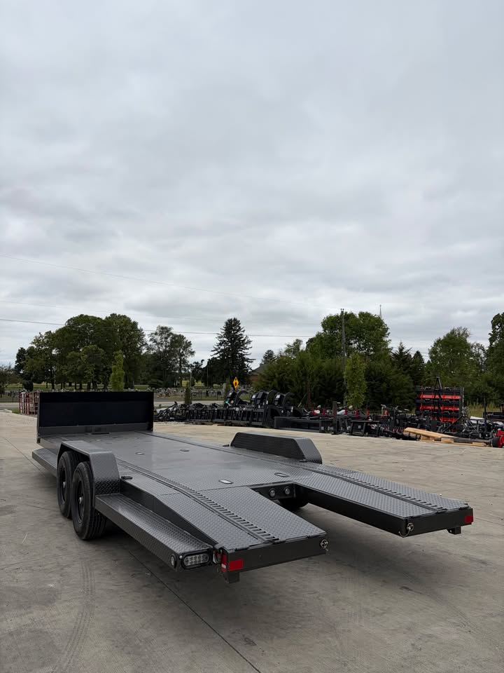 MAXX-D 83 x 24 Car Trailer - SKU 148629 - Image 3