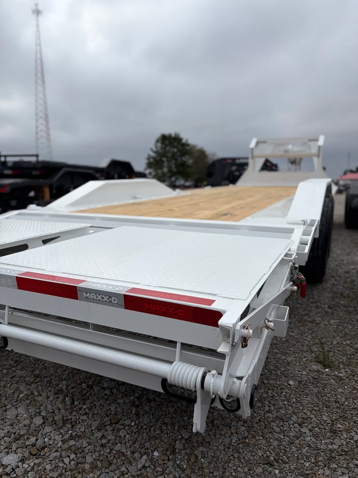 MAXX-D 102 x 28 Fender Equipment Trailer - SKU 149134 - Image 5