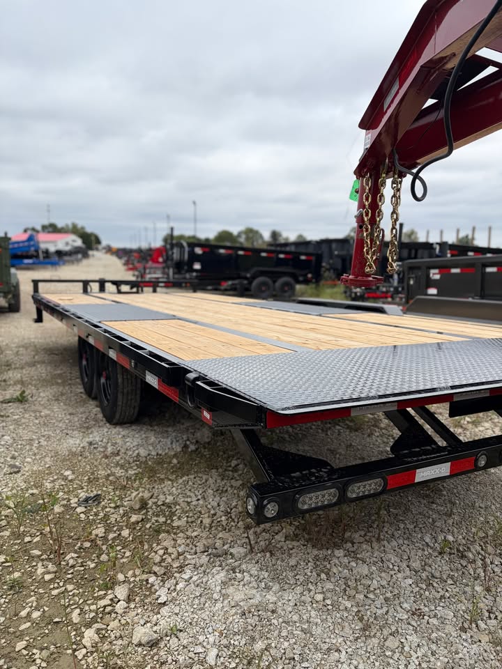MAXX-D 102 x 22 Full Deckover Tilt Trailer - SKU 148448 - Image 4