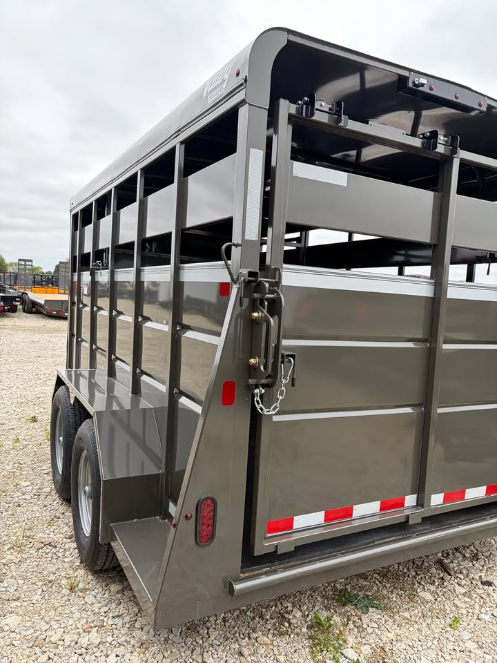 Valley Trailers 80 x 14 Stock Trailer - SKU 000717 - Image 3
